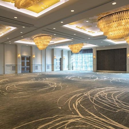 Renaissance Raleigh North Hills Hotel Екстер'єр фото