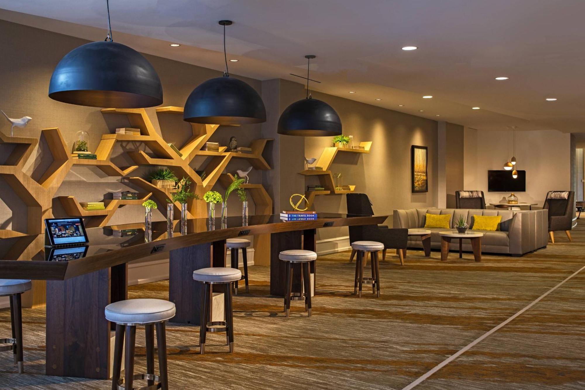 Renaissance Raleigh North Hills Hotel Екстер'єр фото