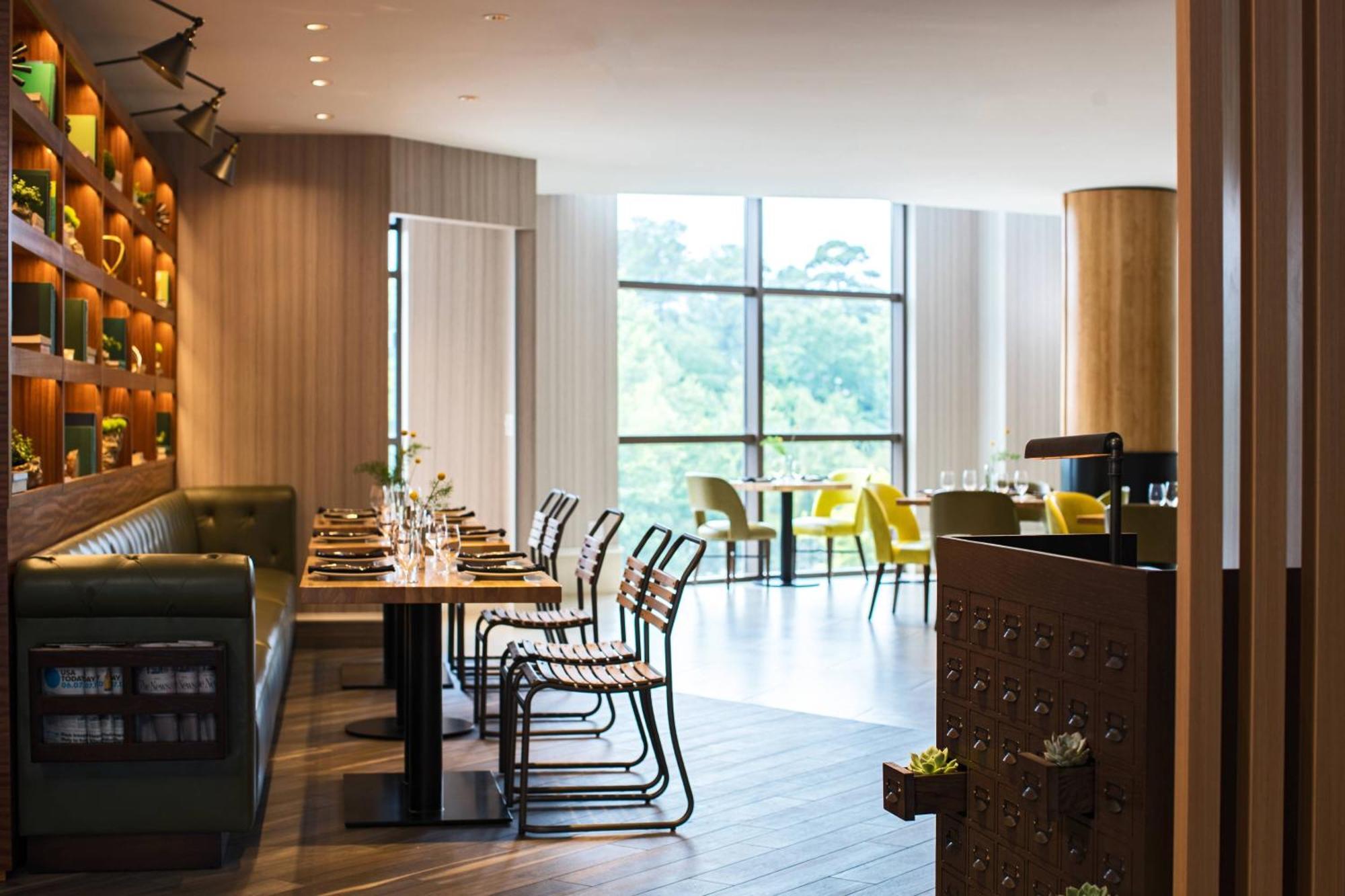 Renaissance Raleigh North Hills Hotel Екстер'єр фото