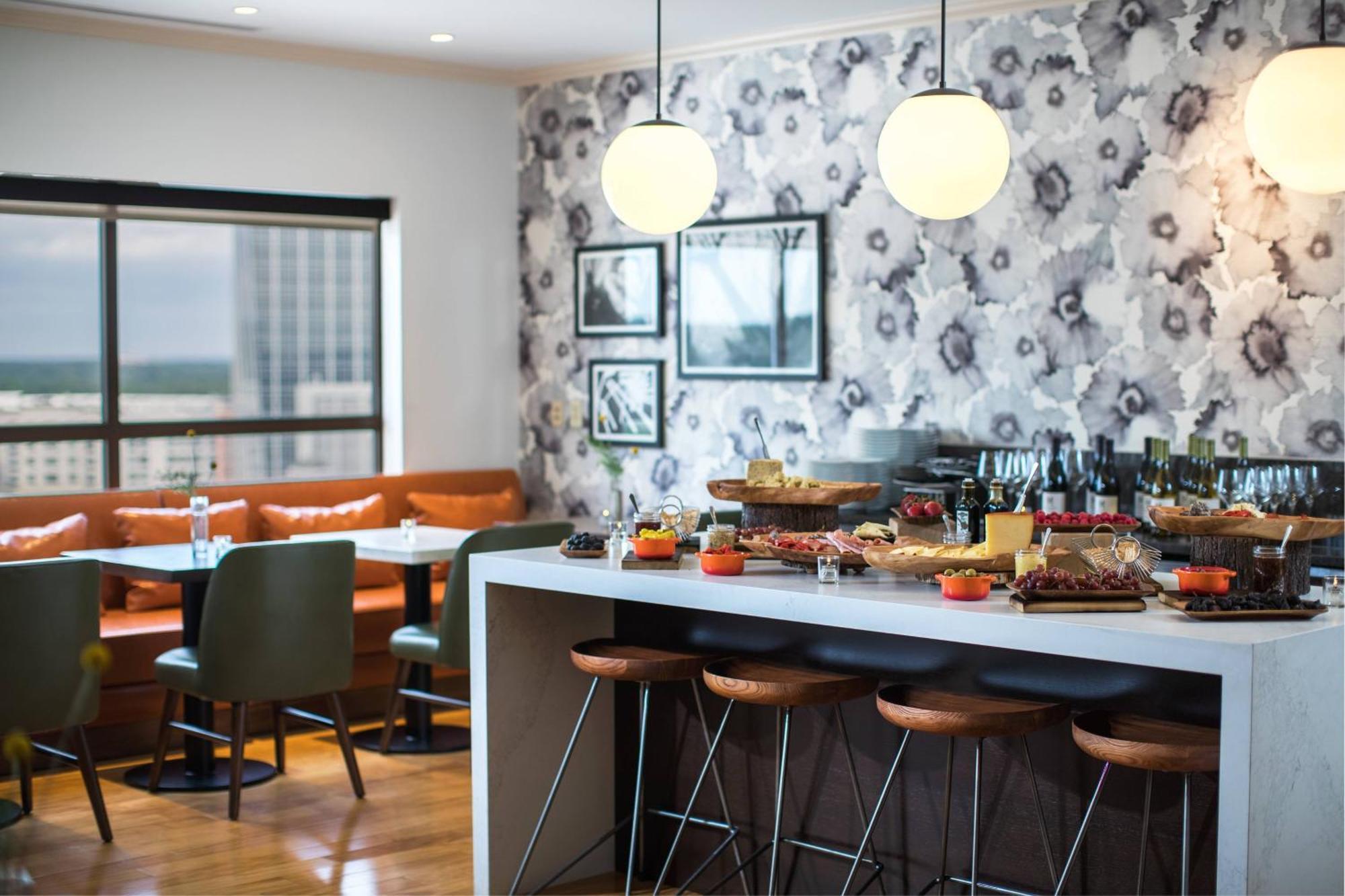 Renaissance Raleigh North Hills Hotel Екстер'єр фото